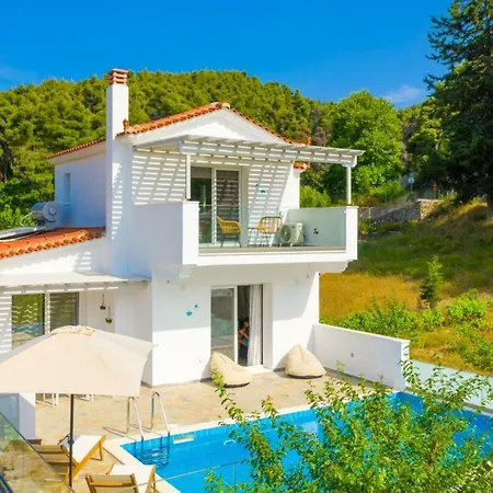 Villa Amarandos *