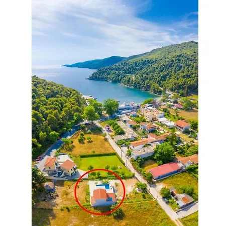 Amarandos Villa